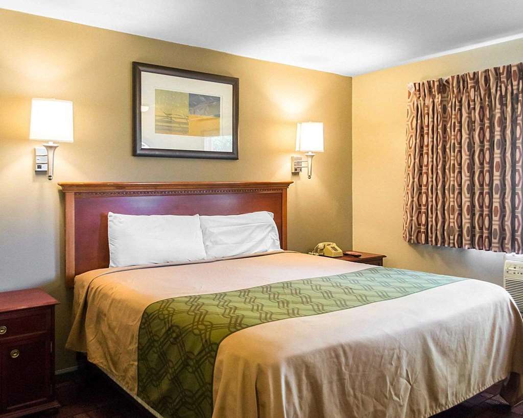 Econo Lodge Warrensville Warrensville Heights Phòng bức ảnh